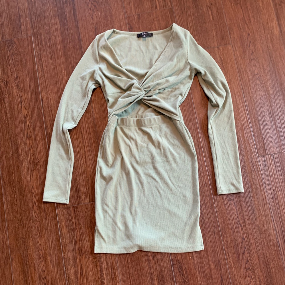 Ribbed cutout bodycon dress